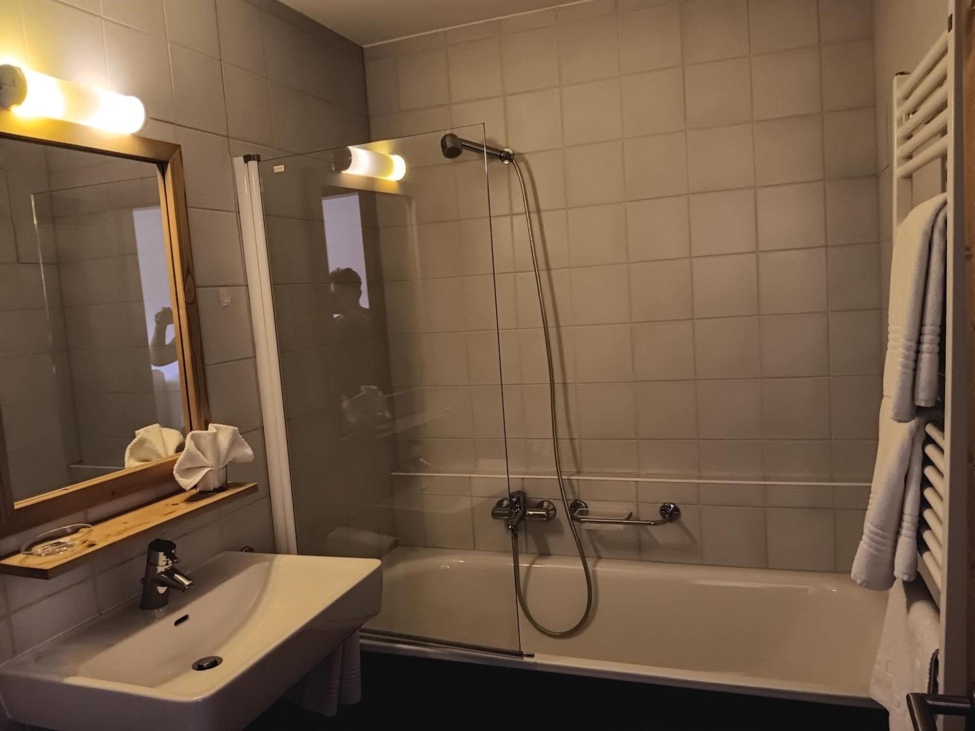 The River Pearl Val dʼIlliez Chambre photo